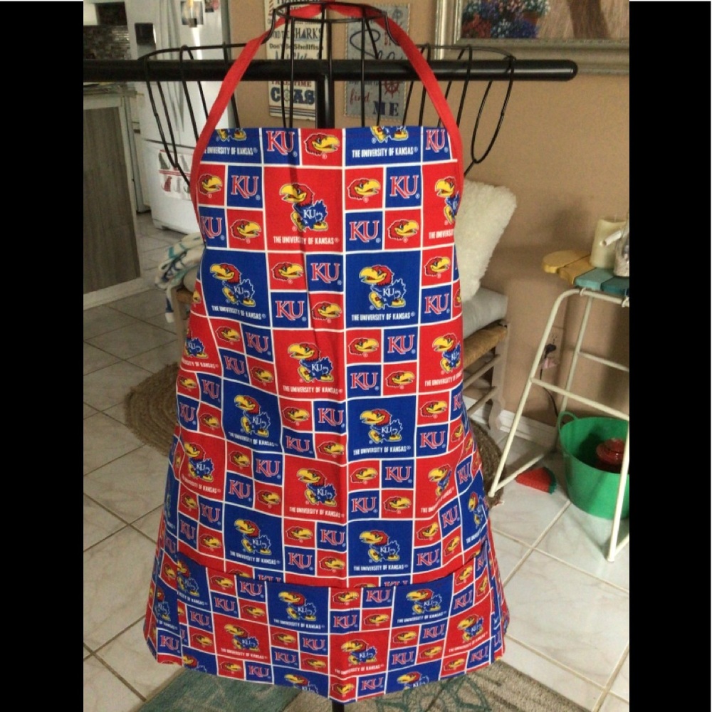 The university of Kansas apron